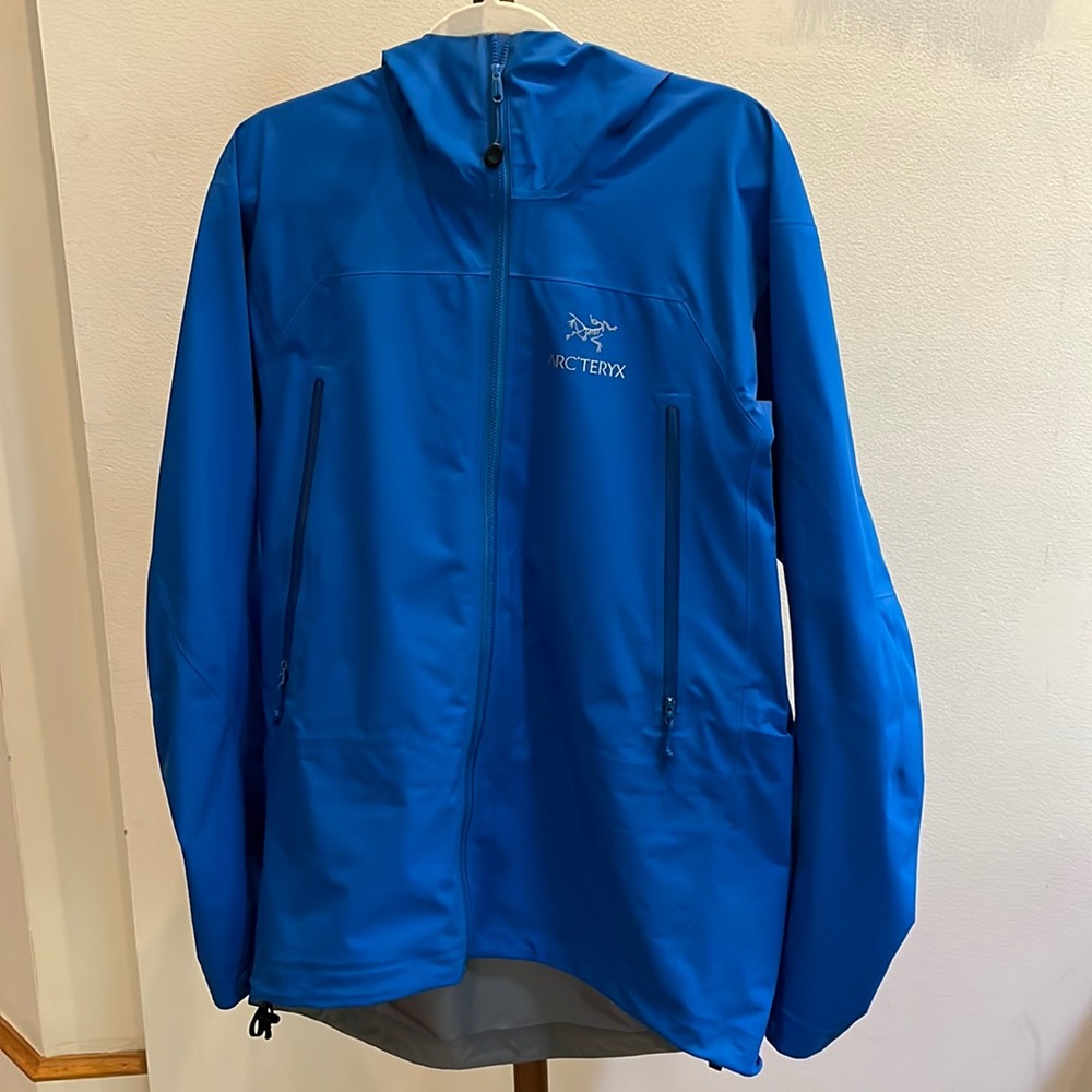 Men’s Arc’teryx Zeta AR shell jacket